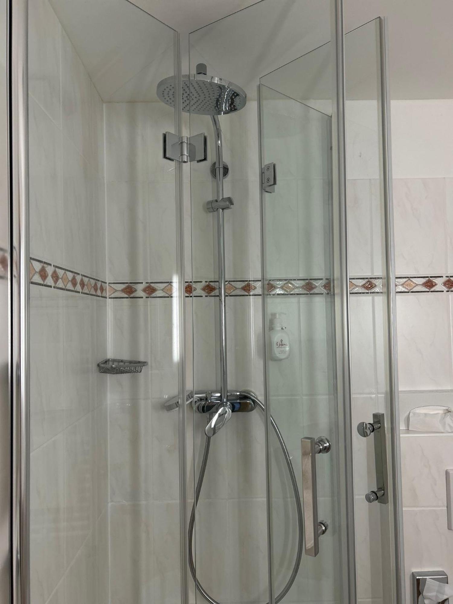 Seehotel Schaepfle اوبرلنغن المظهر الخارجي الصورة